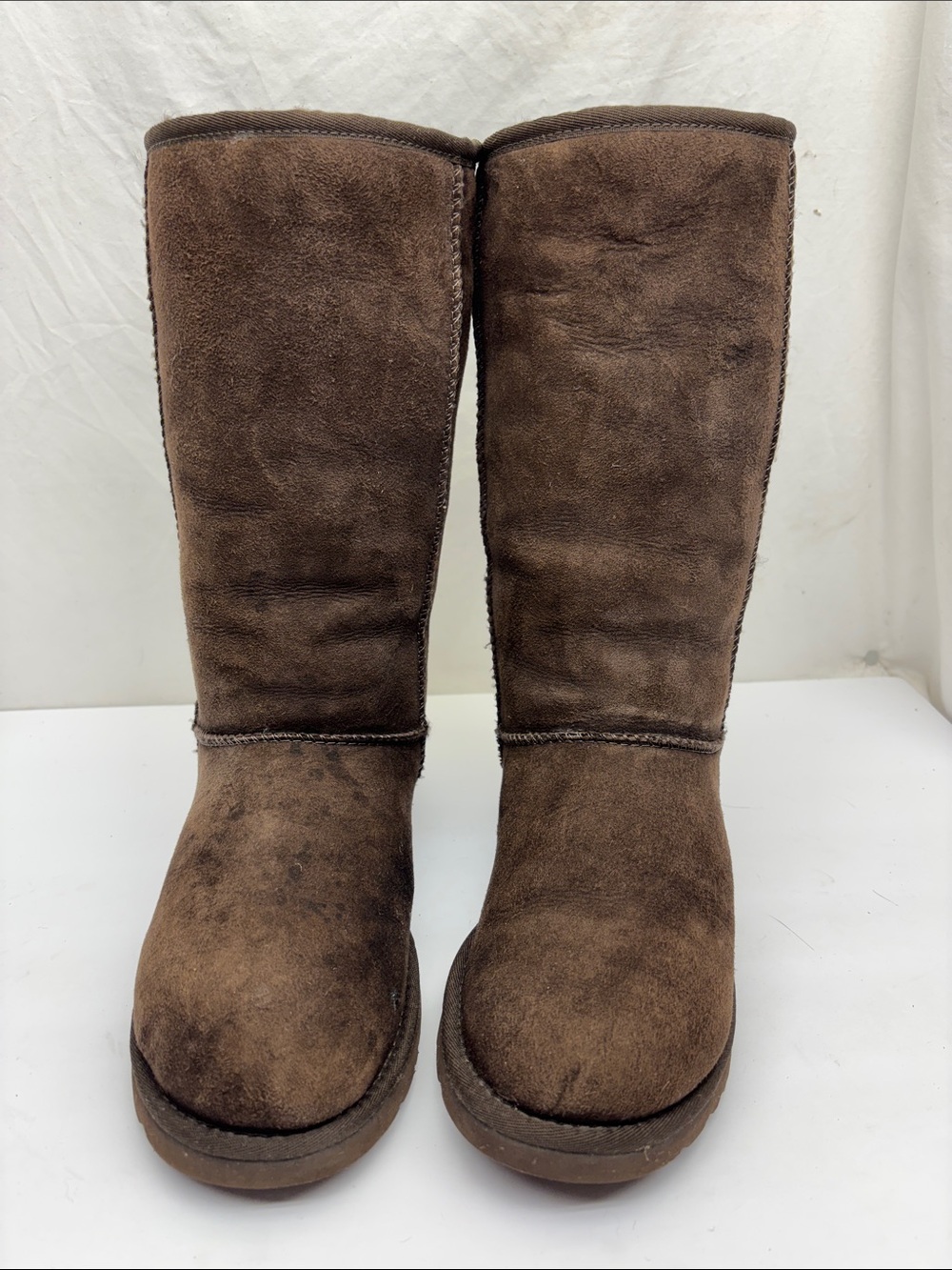 UGG Classic Tall boots women’s size 7, box 2G